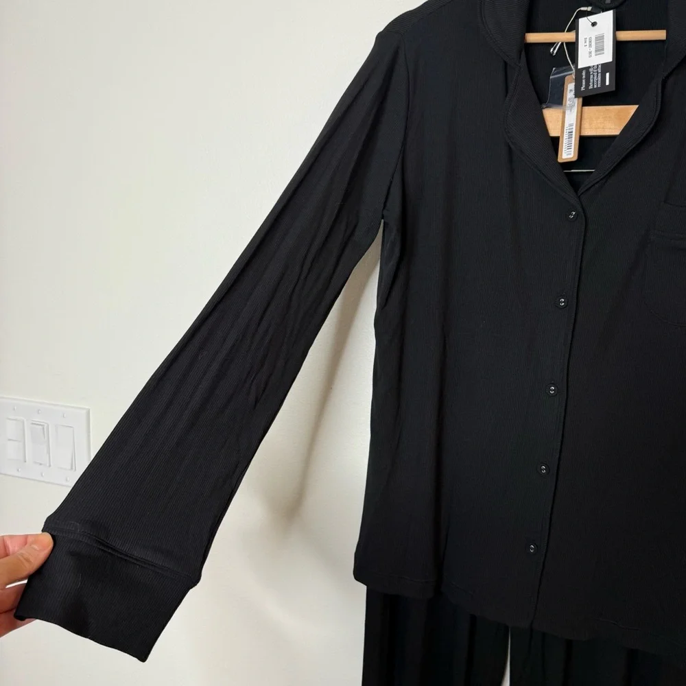 New SKIMS Soft Lounge Rib Sleep Set - Onyx black size small - Picture 10 of 14